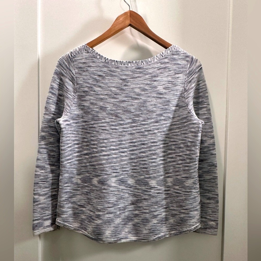 Chico's Size 1 (Standard Size M) Bateau Neck Pullover Sweater - Picture 3 of 4